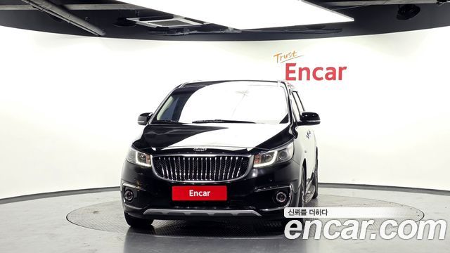 Kia Canival 2018 — photo 3