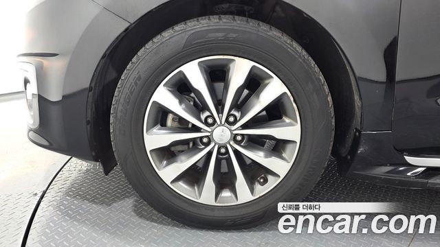 Kia Canival 2018 — photo 5