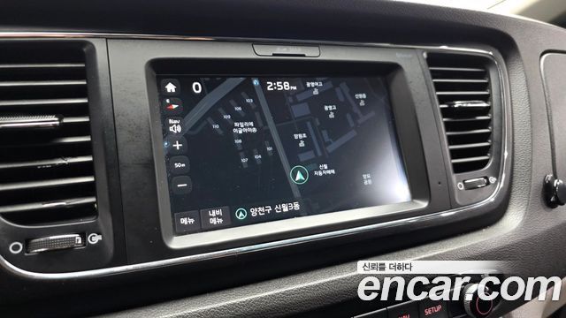Kia Canival 2018 — photo 14