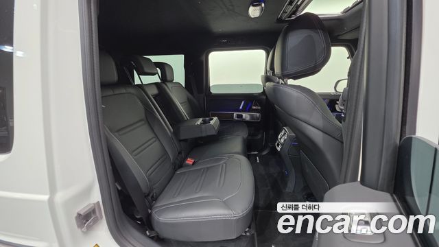 Mercedes-Benz G-Class 2026 — photo 24