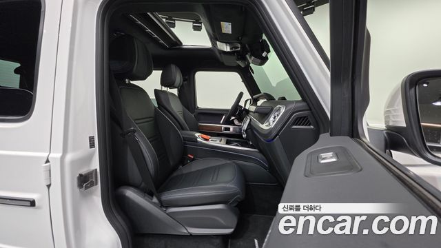 Mercedes-Benz G-Class 2026 — photo 16