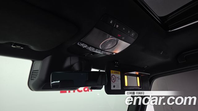 Mercedes-Benz G-Class 2026 — photo 35