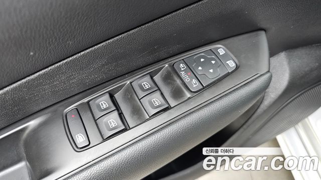 Renault Korea SM6 2016 — photo 31