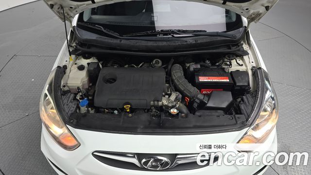 Hyundai Accent 2015 — photo 6