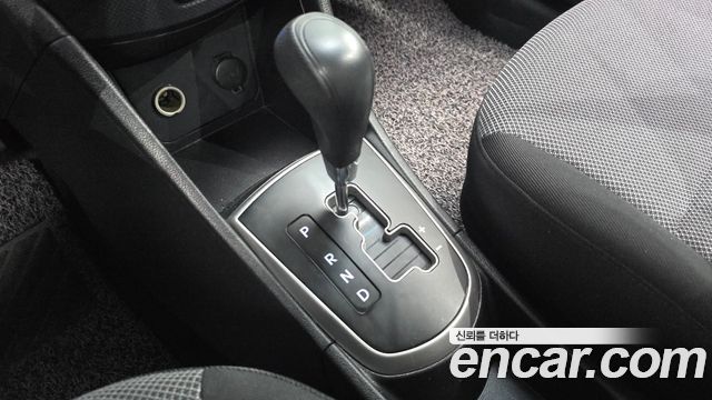 Hyundai Accent 2015 — photo 9