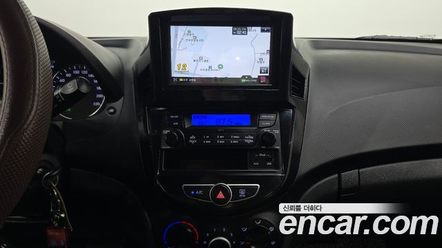 Hyundai Accent 2015 — photo 18