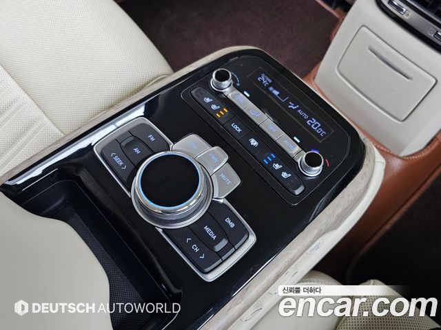 Genesis G90 2021 — photo 17