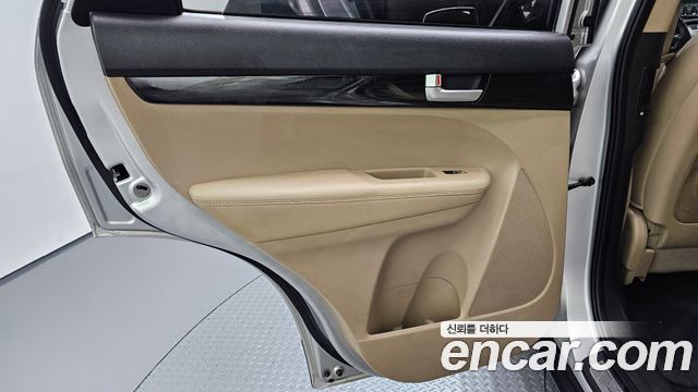 Kia Sorento 2012 — photo 15