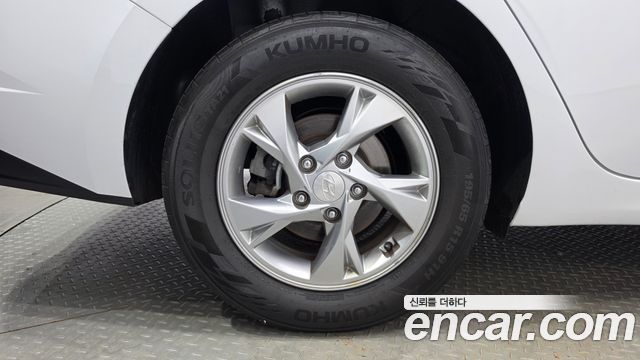 Hyundai AVANTE 2021 — photo 5