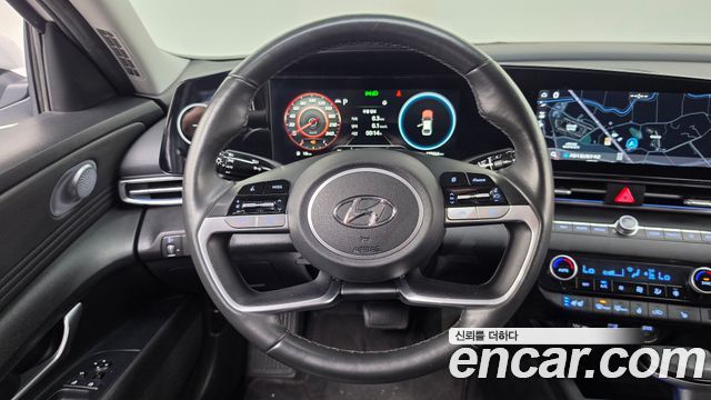 Hyundai AVANTE 2021 — photo 18