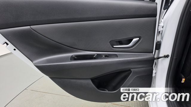 Hyundai AVANTE 2021 — photo 15