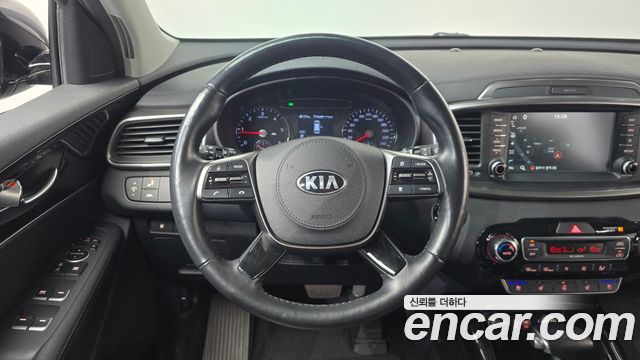 Kia Sorento 2019 — photo 18