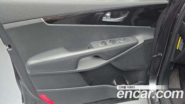 Kia Sorento 2019 — photo 14