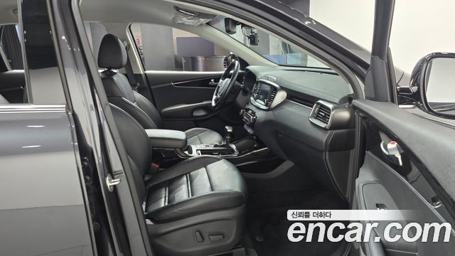 Kia Sorento 2019 — photo 16