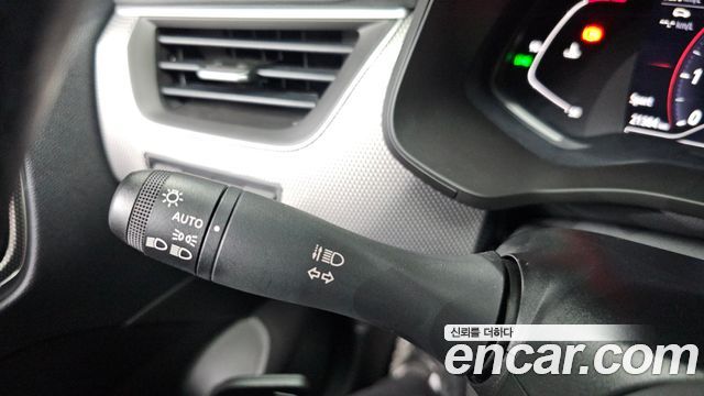 Renault Korea XM3 2023 — photo 27