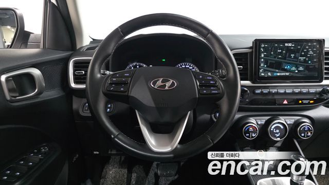 Hyundai Venue 2022 — photo 19