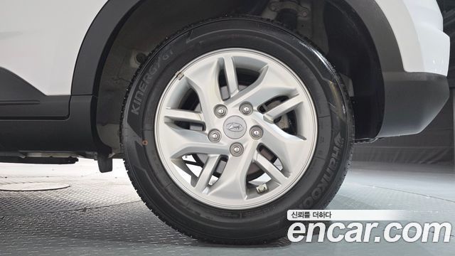 Hyundai Venue 2022 — photo 7