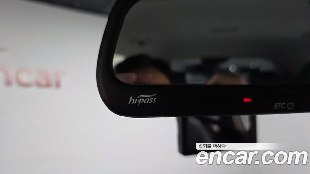 Hyundai Venue 2022 — photo 32