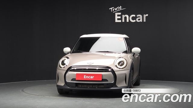 Mini Cooper 2024 — photo 3