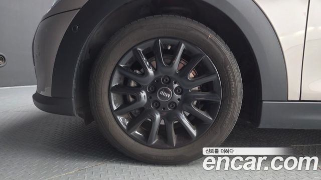 Mini Cooper 2024 — photo 5