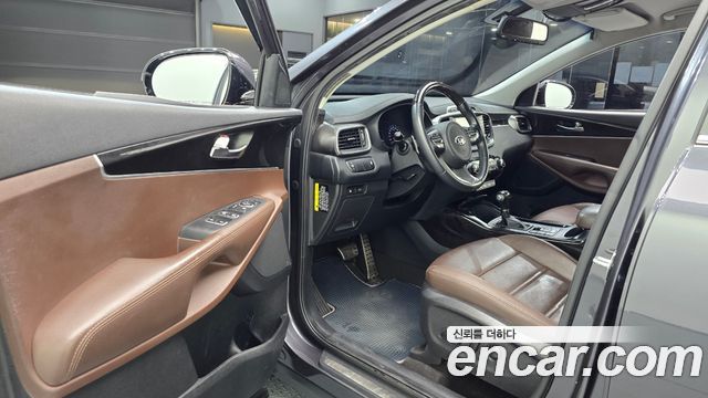 Kia Sorento 2017 — photo 13