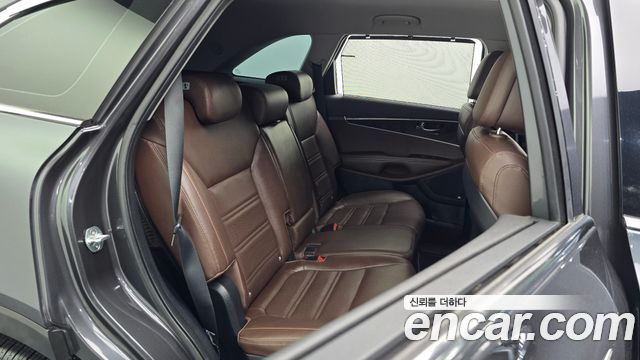 Kia Sorento 2017 — photo 18