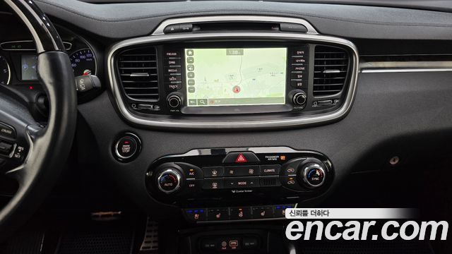 Kia Sorento 2017 — photo 20
