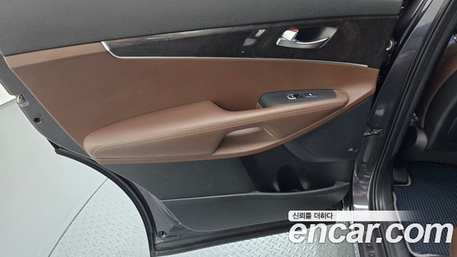 Kia Sorento 2017 — photo 15
