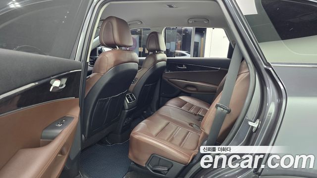 Kia Sorento 2017 — photo 16