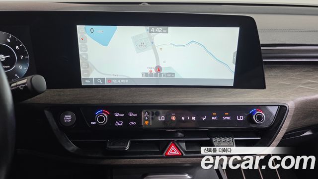 Kia K8 2022 — photo 19
