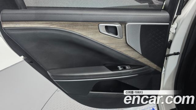 Kia K8 2022 — photo 15