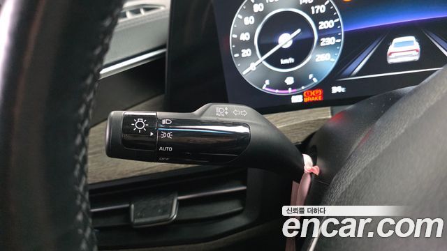 Kia K8 2022 — photo 27
