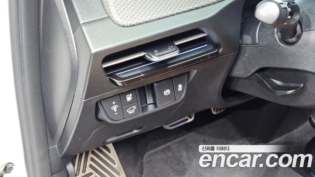 Kia EV6 2023 — photo 20