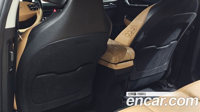 Kia EV6 2023 — photo 31