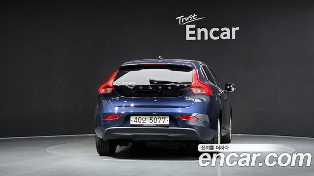 Volvo V40 2014 — photo 4