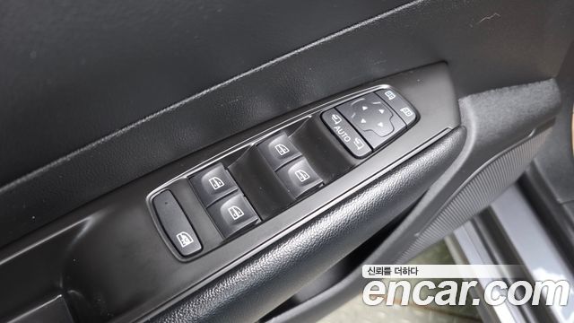 Renault Korea SM6 2022 — photo 12