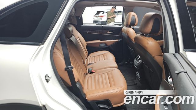 Kia Sorento 2015 — photo 11