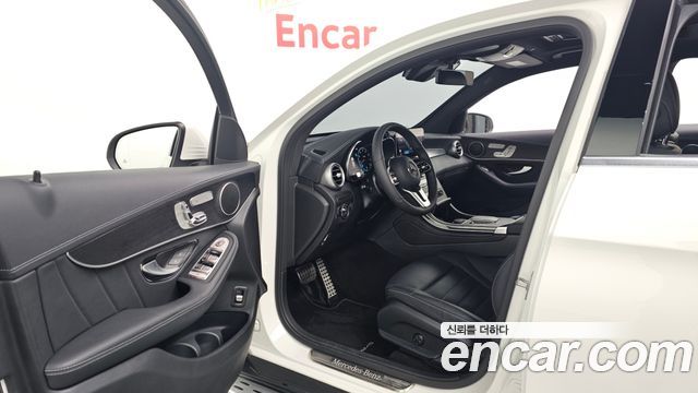 Mercedes-Benz GLC-Class 2021 — photo 13
