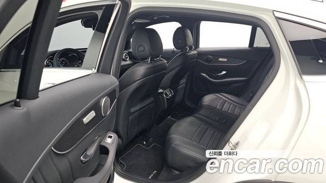 Mercedes-Benz GLC-Class 2021 — photo 18