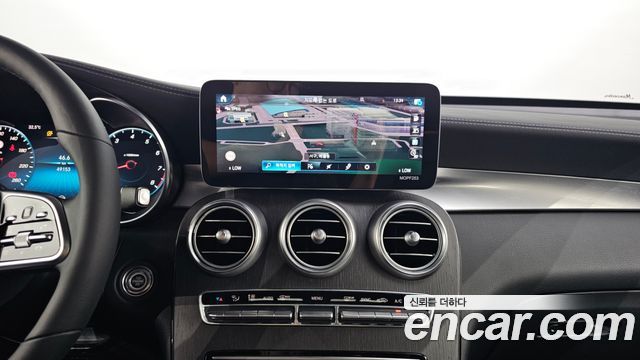 Mercedes-Benz GLC-Class 2021 — photo 20
