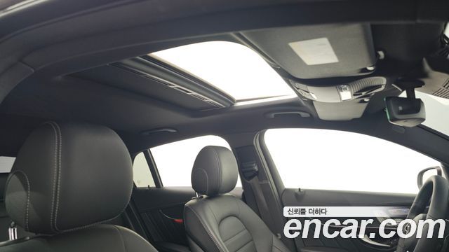Mercedes-Benz GLC-Class 2021 — photo 24