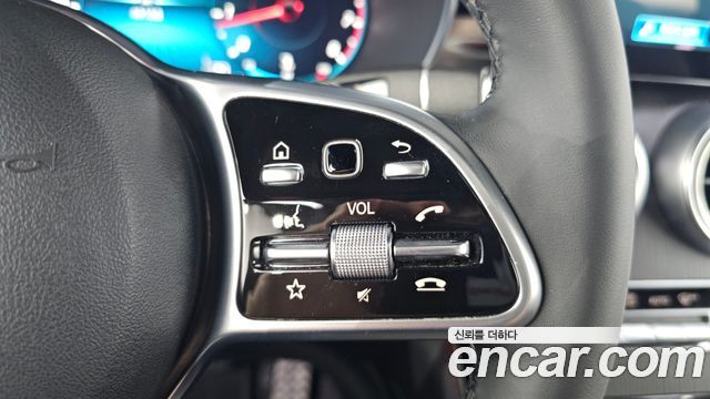 Mercedes-Benz GLC-Class 2021 — photo 26