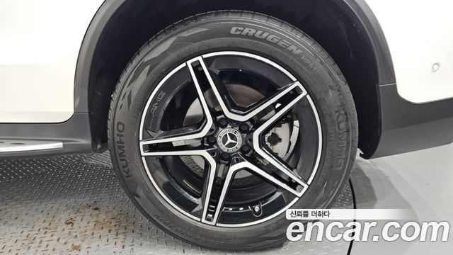 Mercedes-Benz GLC-Class 2021 — photo 7
