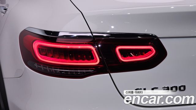 Mercedes-Benz GLC-Class 2021 — photo 9