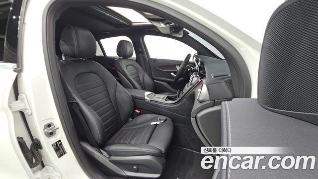 Mercedes-Benz GLC-Class 2021 — photo 16