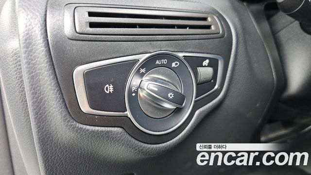 Mercedes-Benz GLC-Class 2021 — photo 28