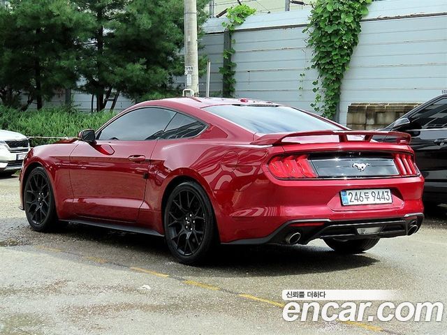 Ford Mustang 2018 — photo 3
