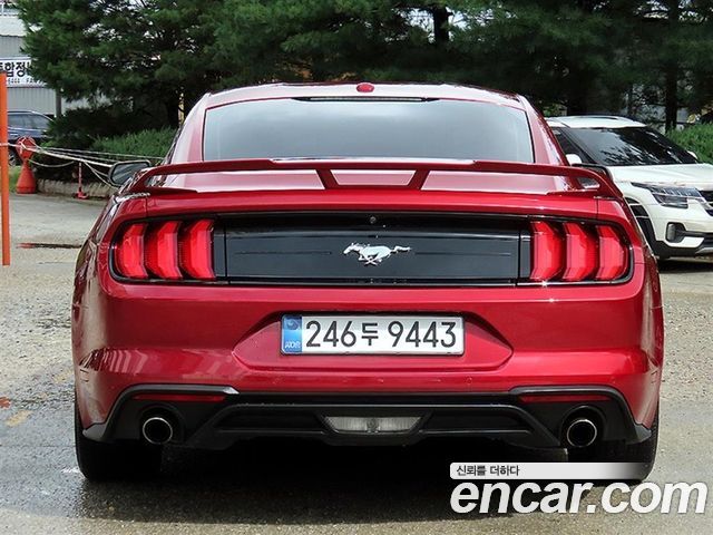 Ford Mustang 2018 — photo 4