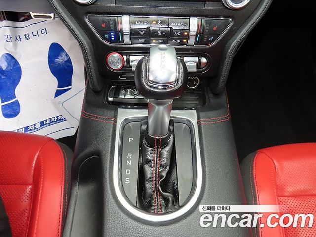 Ford Mustang 2018 — photo 10