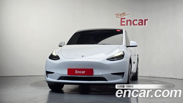 Tesla Model Y 2024 — photo 3